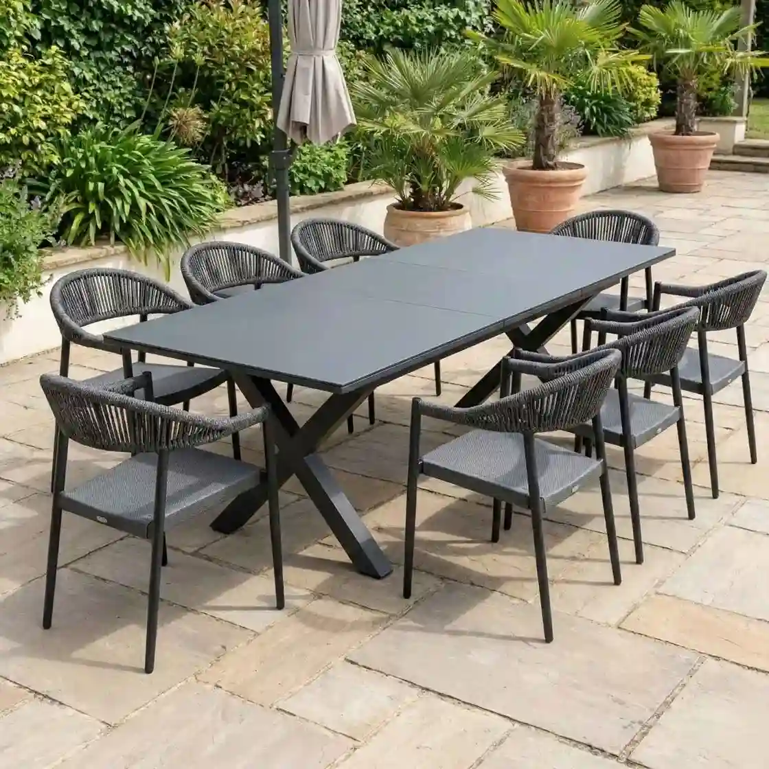 Strada Extendable Dining Table – Anthracite 180/240cm